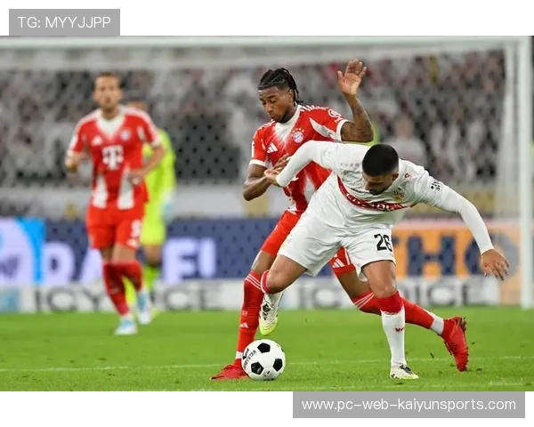 拜仁边路快传训练:快速传球与插上形成高效进攻链条 拜仁边路快传训练:快速传球与插上形成高效进攻链条