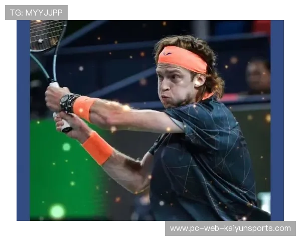 卢布列夫怒砸板凳裁判吓到 卢布列夫怒砸板凳裁判吓到