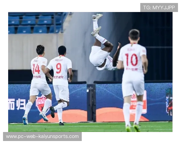 浙江队弧顶传导寻找到射门点 浙江队弧顶传导寻找到射门点